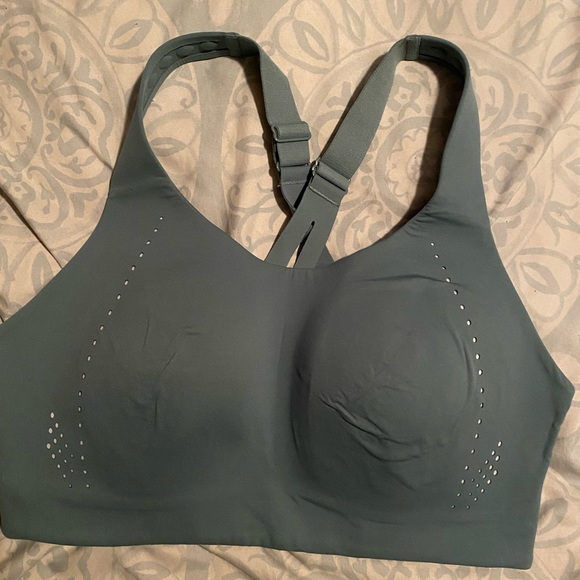 Lulu lemon running bra - Picture 2 of 2